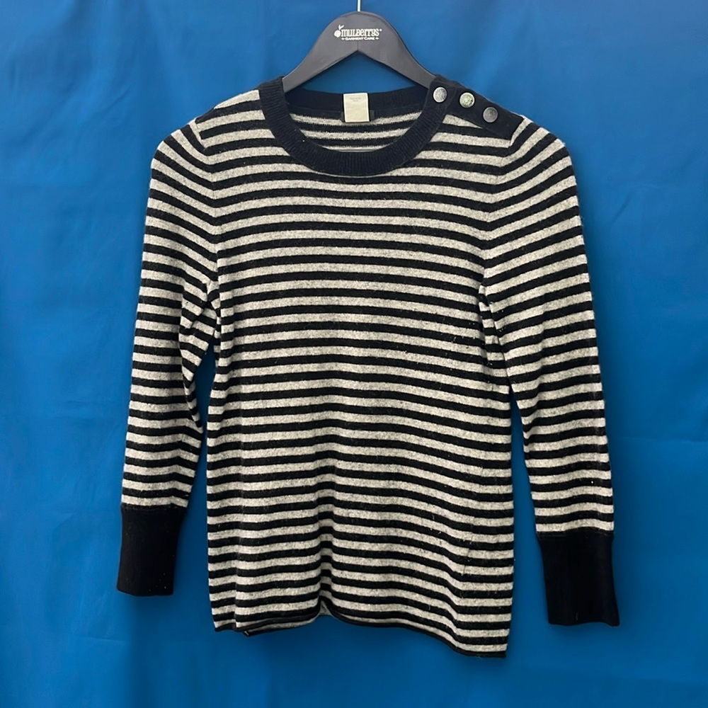Grey/black wool blend sweater
